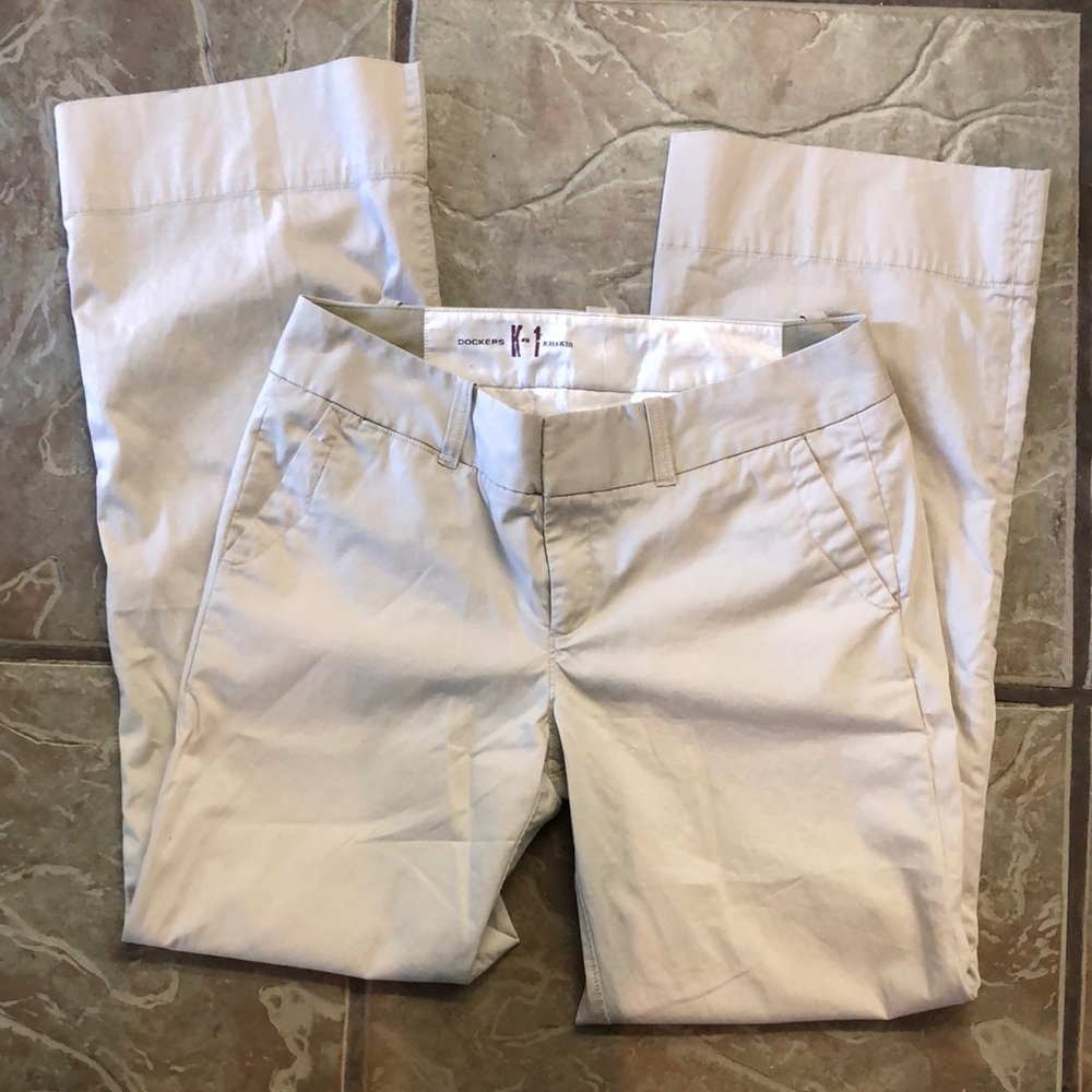 Dockers khakis